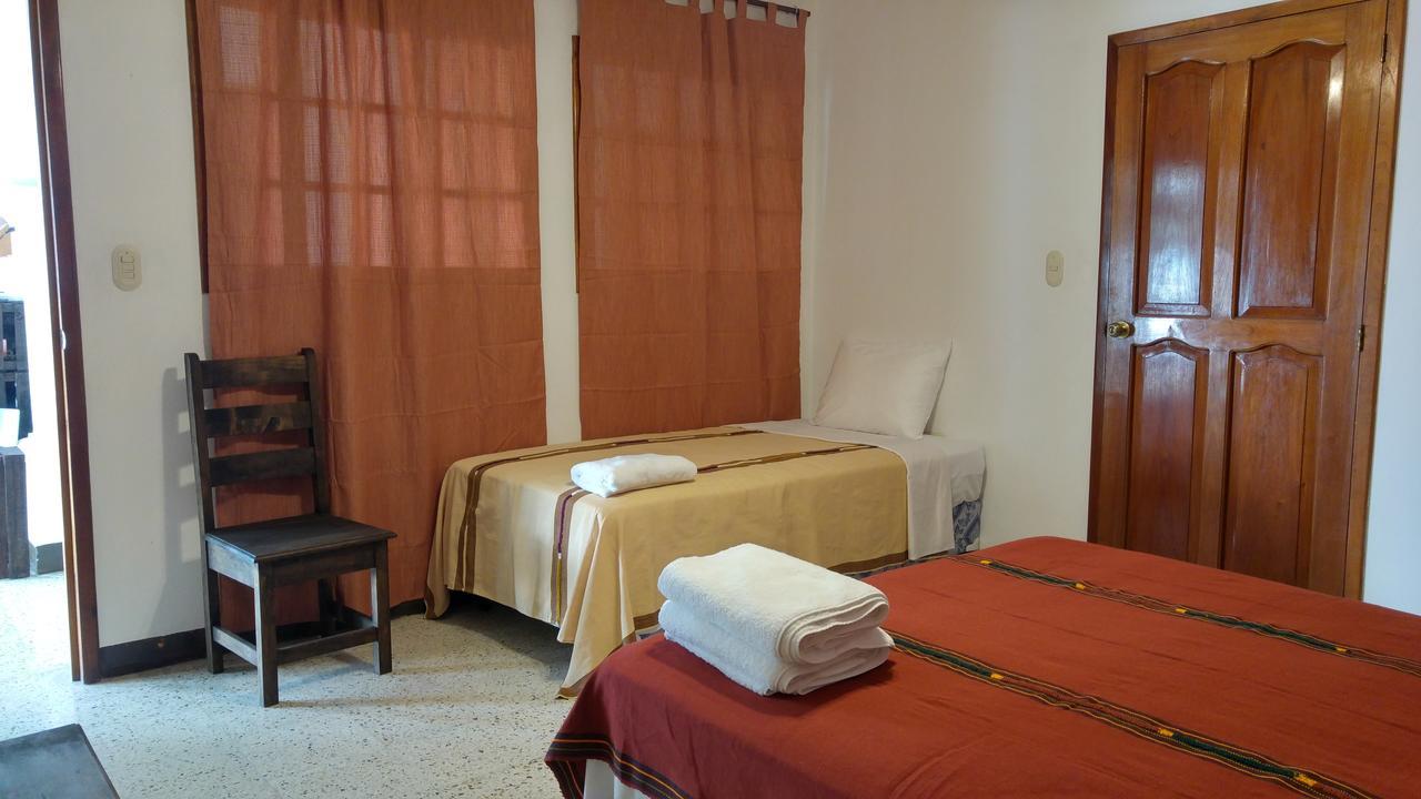 Ixkanul Antigua Hotel Экстерьер фото