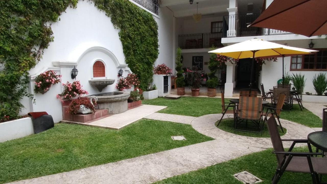 Ixkanul Antigua Hotel Экстерьер фото
